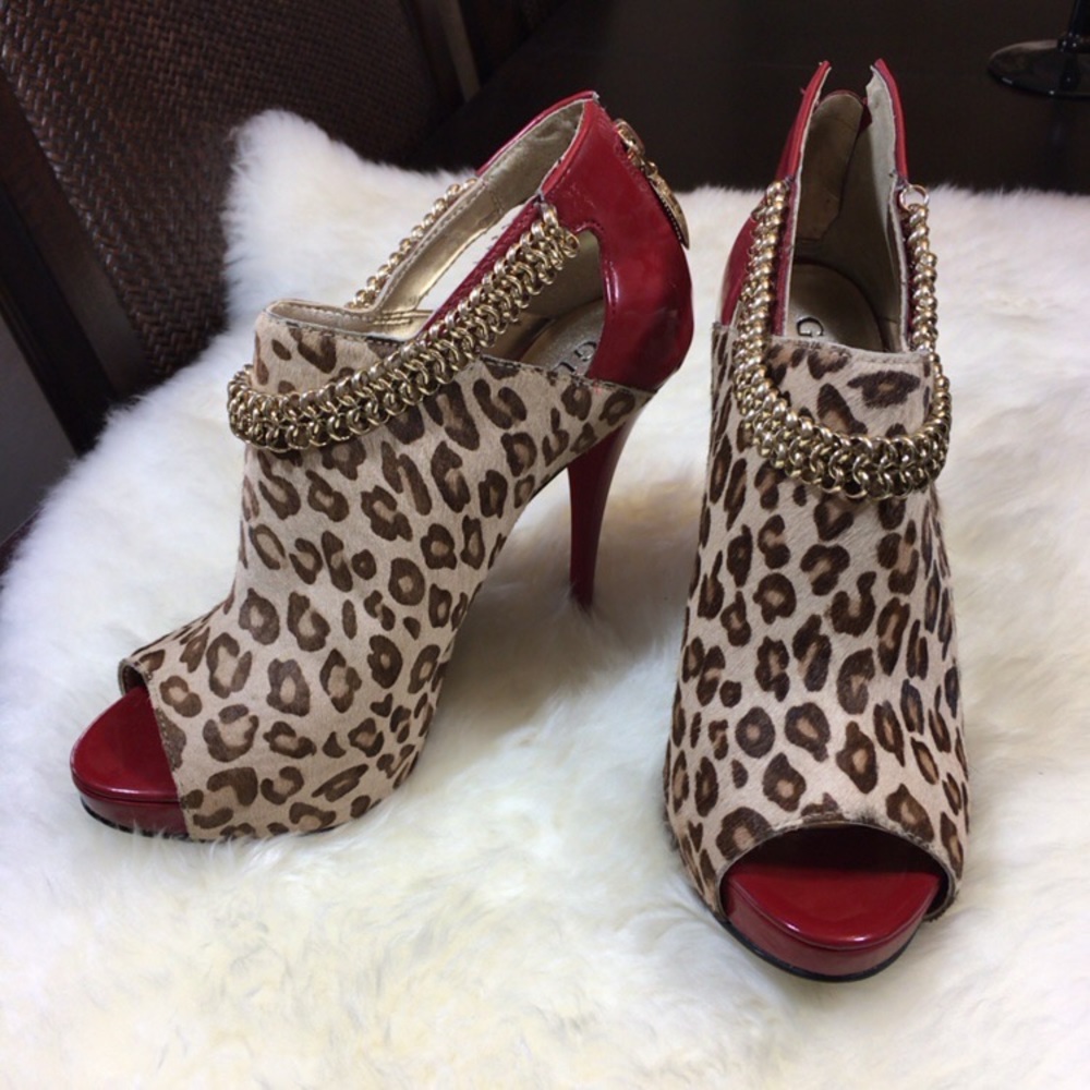 Guess Red Leopard Peep Toe Heels 7M